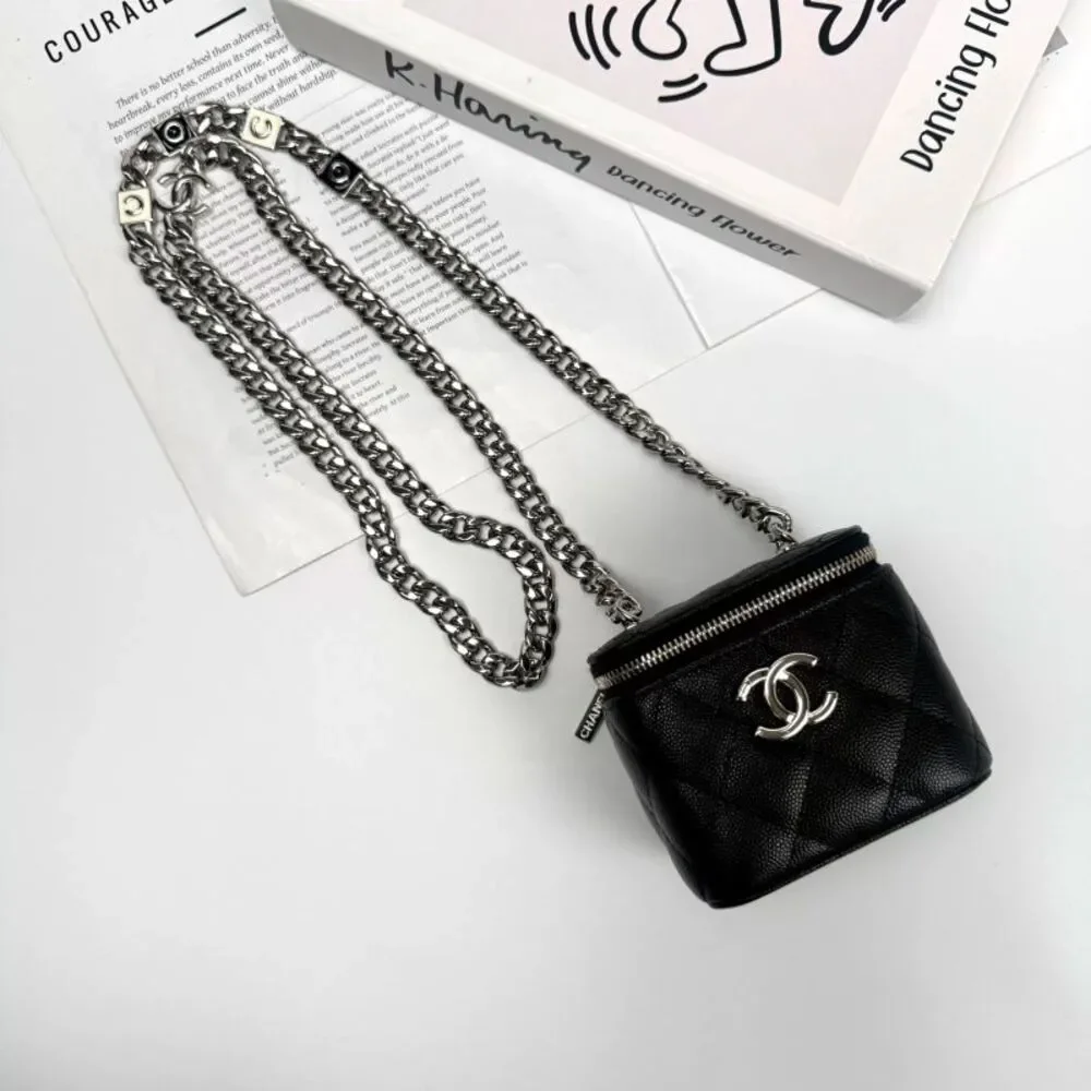 Chanel Women Pre-Loved Bag Very Good Condition